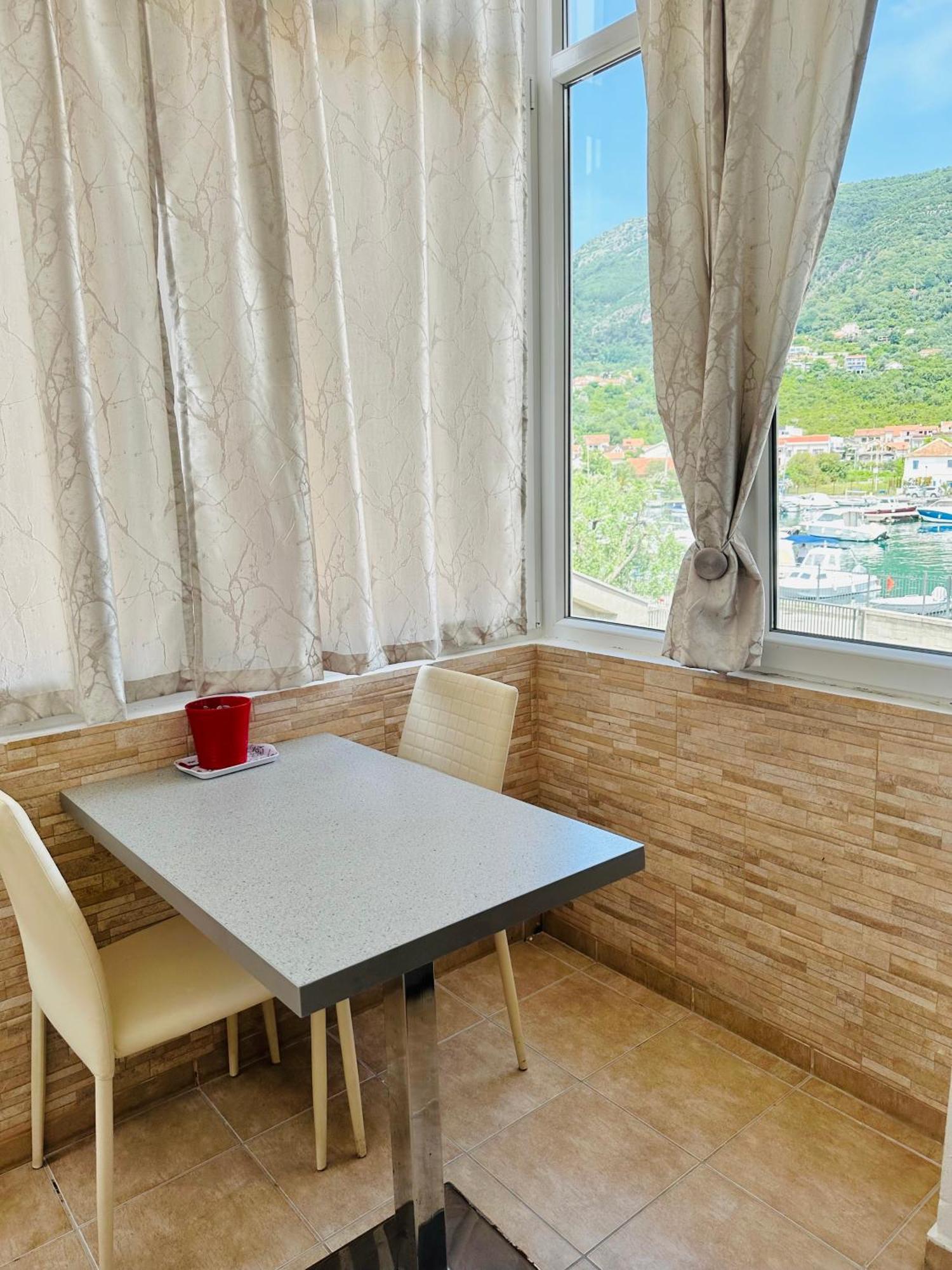 Villa Nela Τίβατ Εξωτερικό φωτογραφία